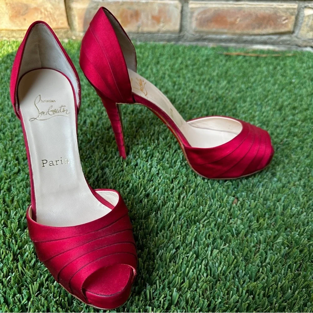 Louboutin Armadillo heels NEW - Picture 9 of 9
